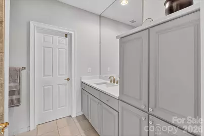 306 Wendover Heights Circle, Charlotte, NC 28211 - Photo 28