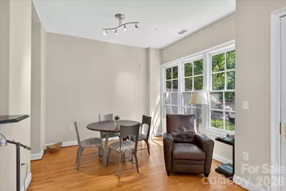 306 Wendover Heights Circle, Charlotte, NC 28211 - Photo 14