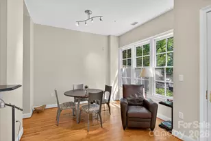 306 Wendover Heights Cir, Charlotte, NC 28211 - Photo 14