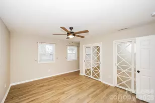 305 Camelot Dr, Statesville, NC 28625 - Photo 12