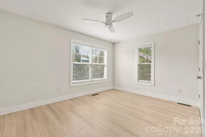 8 Thurland Avenue, Asheville, NC 28803 - Photo 16