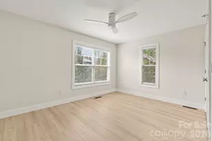 8 Thurland Ave, Asheville, NC 28803 - Photo 16