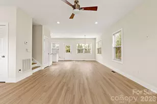 8 Thurland Ave, Asheville, NC 28803 - Photo 2