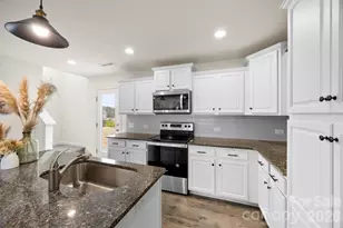 717 Lexington Dr, Albemarle, NC 28001 - Photo 10