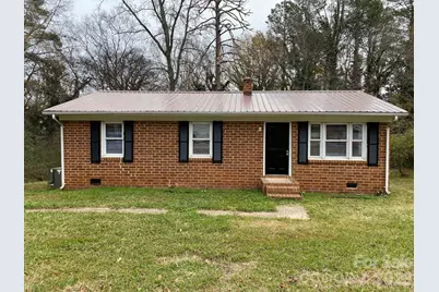 406 N Rutherford Street, Wadesboro, NC 28170 - Photo 1