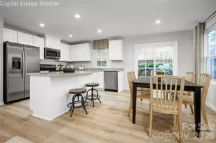 6128 Bridle Crk Dr, Charlotte, NC 28214 - Photo 4