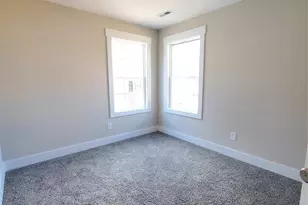 606 E Carpenter St, Dallas, NC 28034 - Photo 6