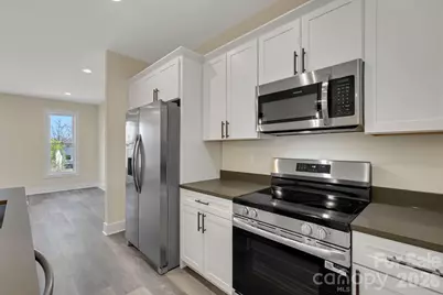 31 Elkwood Avenue, Asheville, NC 28804 - Photo 2