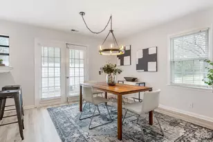 9453 Kings Falls Dr, Charlotte, NC 28210 - Photo 6