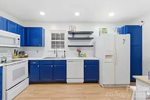 15927 Lawyers Rd, Matthews, NC 28104 - Photo 10