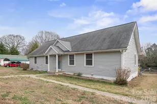 117 Hillcrest Dr, Bessemer City, NC 28016 - Photo 2