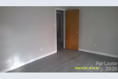 1246 Peggy Street, Hickory, NC 28601 - Photo 4