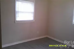 1246 Peggy St, Hickory, NC 28601 - Photo 8