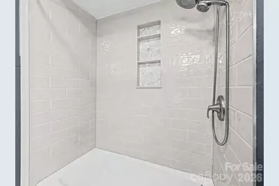 1409 Kensington Road #B-4, Hendersonville, NC 28791 - Photo 26