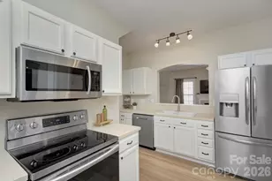 15819 Robins Way, Huntersville, NC 28078 - Photo 8