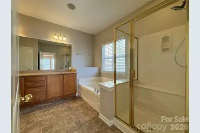 4102 Barclay Forest Drive, Charlotte, NC 28213 - Photo 22