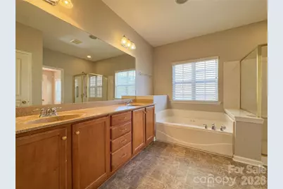 4102 Barclay Forest Drive, Charlotte, NC 28213 - Photo 24