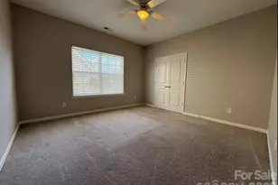 4102 Barclay Forest Dr, Charlotte, NC 28213 - Photo 24