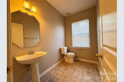 4102 Barclay Forest Drive, Charlotte, NC 28213 - Photo 6