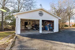 2 Tallassee St, Badin, NC 28009 - Photo 36