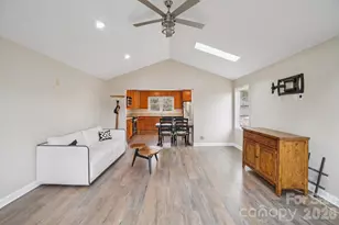 623 Owensby Rd, Hendersonville, NC 28792 - Photo 12