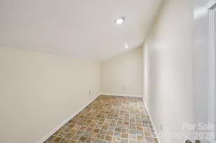 623 Owensby Rd, Hendersonville, NC 28792 - Photo 42