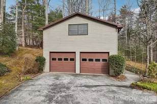 623 Owensby Rd, Hendersonville, NC 28792 - Photo 34