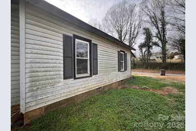 1021 Old Charlotte Road, Statesville, NC 28677 - Photo 6