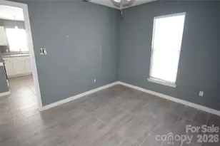 8913 Cinnabay Dr, Charlotte, NC 28216 - Photo 10