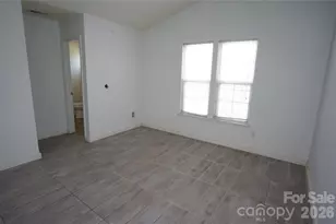 8913 Cinnabay Dr, Charlotte, NC 28216 - Photo 12