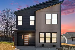 511 W D St, Kannapolis, NC 28202 - Photo 1