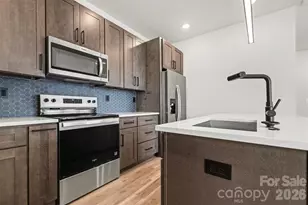 511 W D St, Kannapolis, NC 28202 - Photo 8