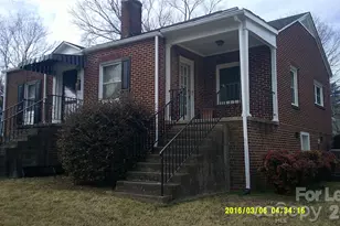 1094 14th Ave NW, Hickory, NC 28601 - Photo 2