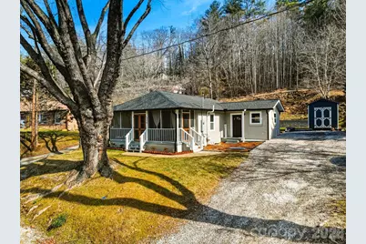 326 Lyndhurst Drive, Hendersonville, NC 28971 - Photo 20