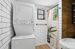 326 Lyndhurst Dr, Hendersonville, NC 28971 - Photo 16