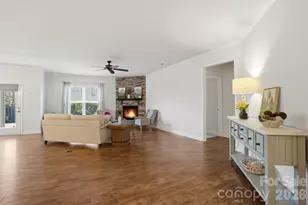 5306 Tilley Manor Dr, Matthews, NC 28105 - Photo 4