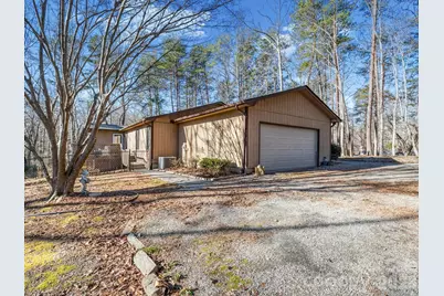 423 Mountain View Drive, Columbus, NC 28722 - Photo 6