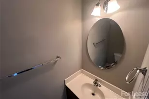 1336 Green Oaks Ln, Charlotte, NC 28205 - Photo 12