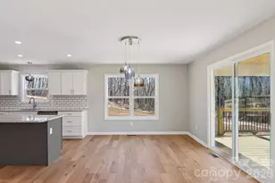 127 Lincoln Rdg Dr, Candler, NC 28715 - Photo 16