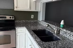 220 Wildwood Dr, Salisbury, NC 28146 - Photo 4