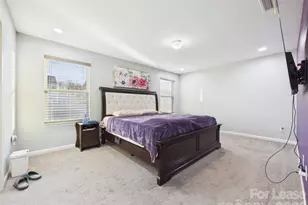 4111 Stockbrook Dr, Charlotte, NC 28215 - Photo 14