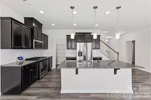 9032 Willowfield Dr, Charlotte, NC 28269 - Photo 6