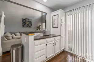 5927 Prescott Ct, Charlotte, NC 28269 - Photo 14