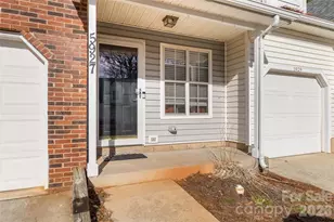 5927 Prescott Ct, Charlotte, NC 28269 - Photo 4