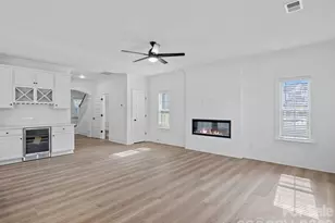 1220 N Sharon Amity Rd, Charlotte, NC 28211 - Photo 6