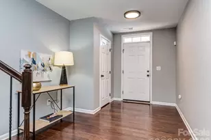 2139 Belle Vernon Ave, Charlotte, NC 28210 - Photo 2