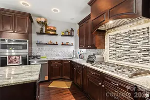 15548 Donnington Dr, Charlotte, NC 28277 - Photo 14