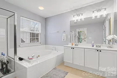 15548 Donnington Drive, Charlotte, NC 28277 - Photo 22