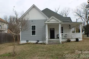 128 College St, Chester, SC 29706 - Photo 1