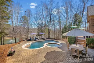 8238 Victoria Lake Dr, Waxhaw, NC 28173 - Photo 2